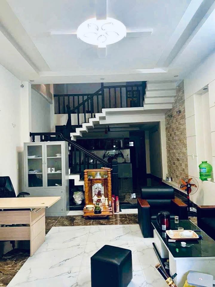 Nhà 3 tầng mặt tiền Xuân Thiều 100m² giá 5.95 tỷ - Gần biển Nguyễn Tất Thành!