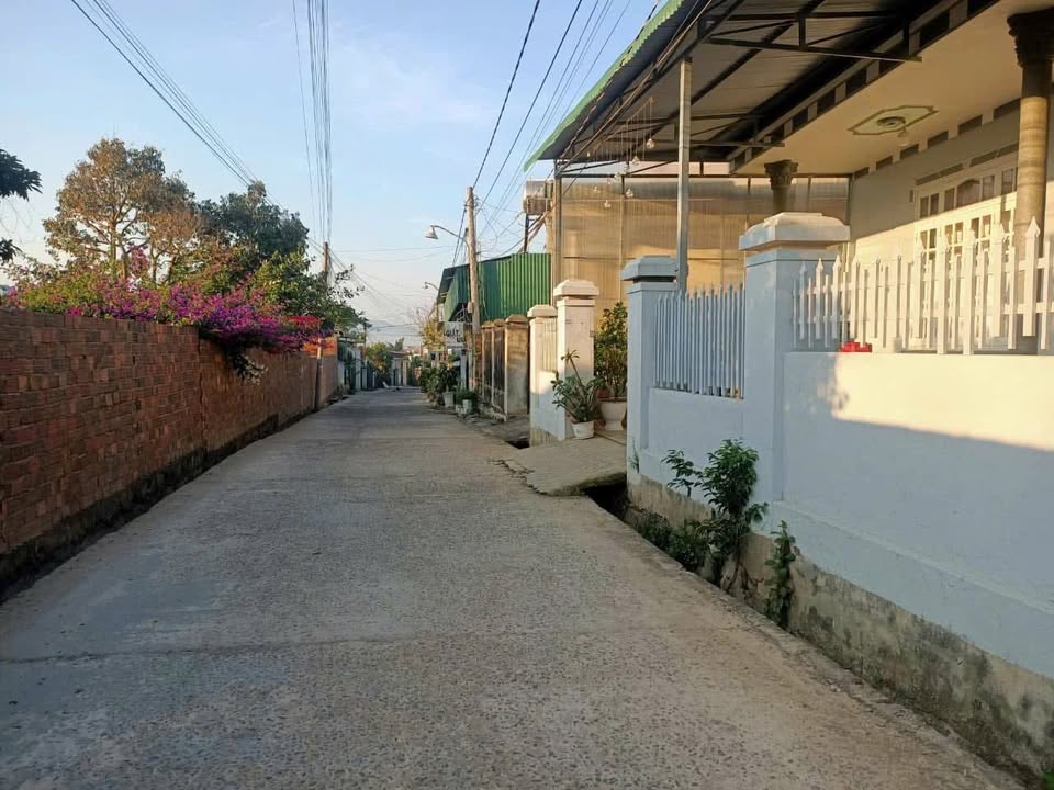 Nhà mặt tiền Thạnh Mỹ, Đơn Dương 168m² giá 2.2 tỷ - Đầu tư sinh lời ngay!