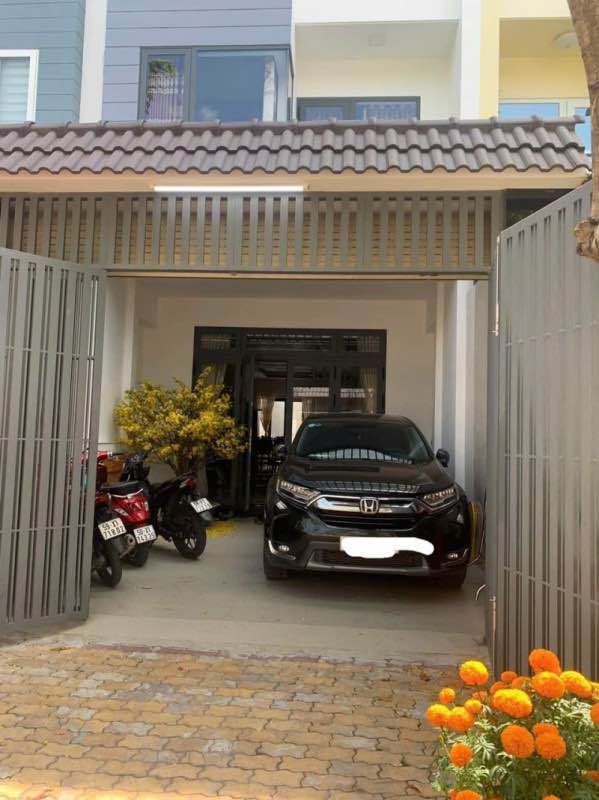 Nhà mặt phố kinh doanh nội khu 9view Phước Long B, Quận 9 - Diện tích 112m², sẵn sàng cho thuê hoặc ở ngay!