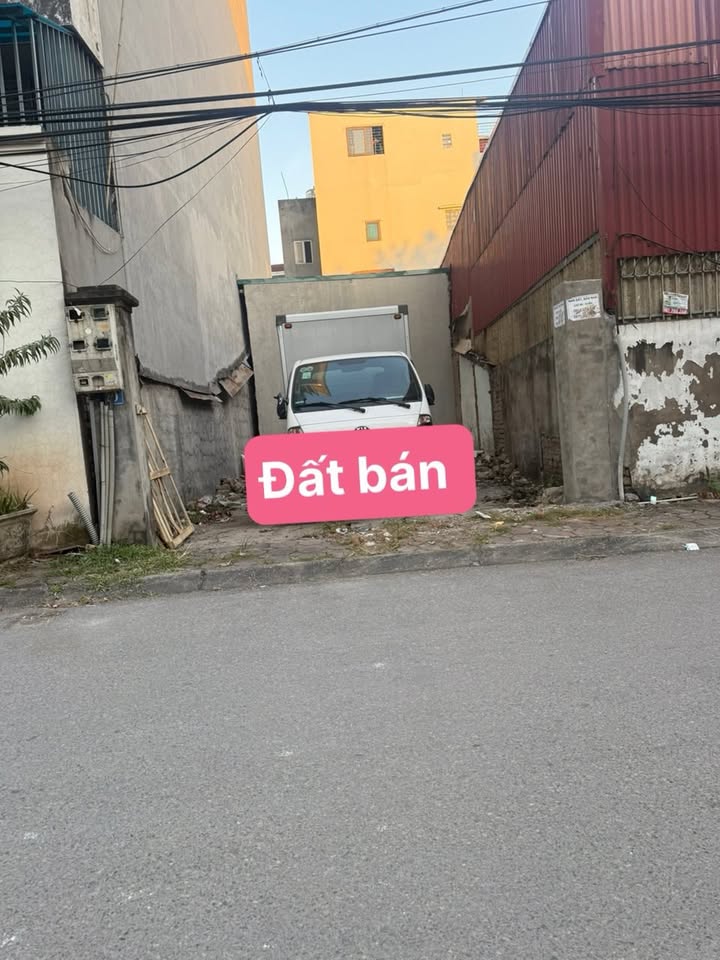 Đất nền Thạch Bàn Long Biên 52m² giá 15 tỷ - Gần công viên, tiện ích đầy đủ!