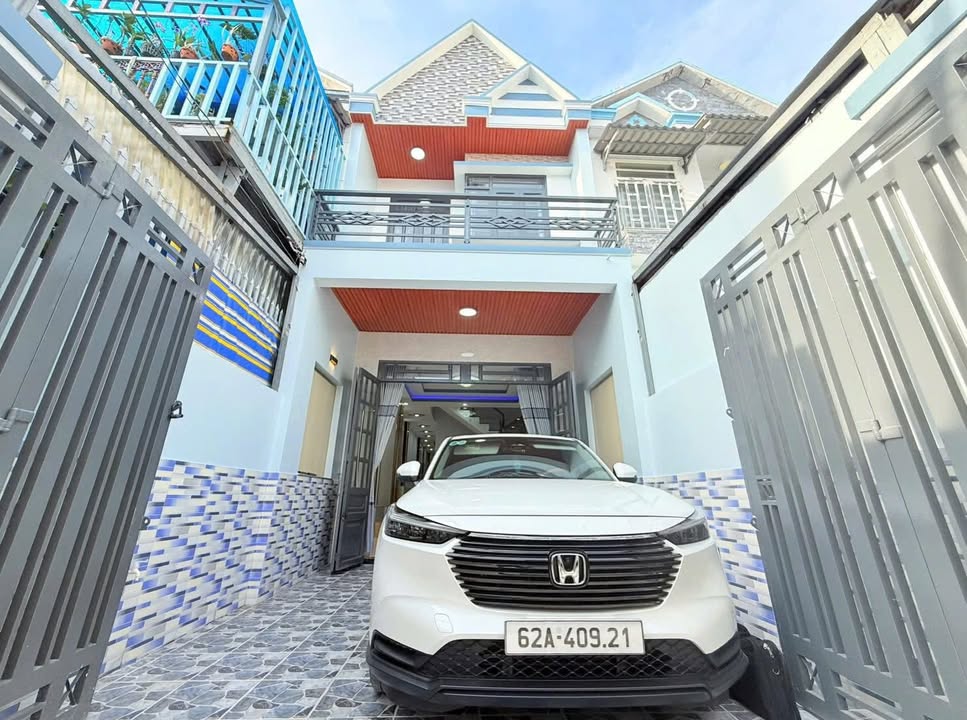 Nhà đẹp 1 trệt 1 lầu tại xã Phước Lý, Cần Giuộc, Long An - Giá 2.35 tỷ, thương lượng!