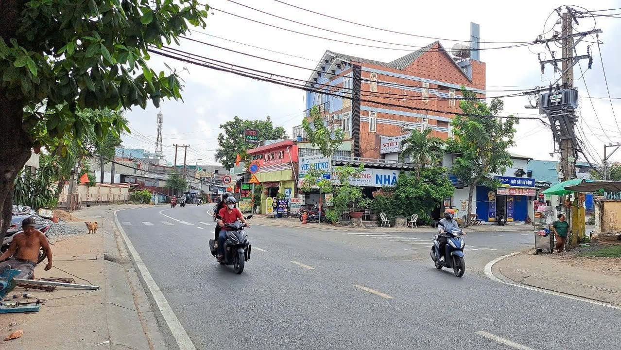 Đất mặt tiền đường 100m² phường Long Trường giá 6.25 tỷ - Vừa ở vừa kinh doanh!