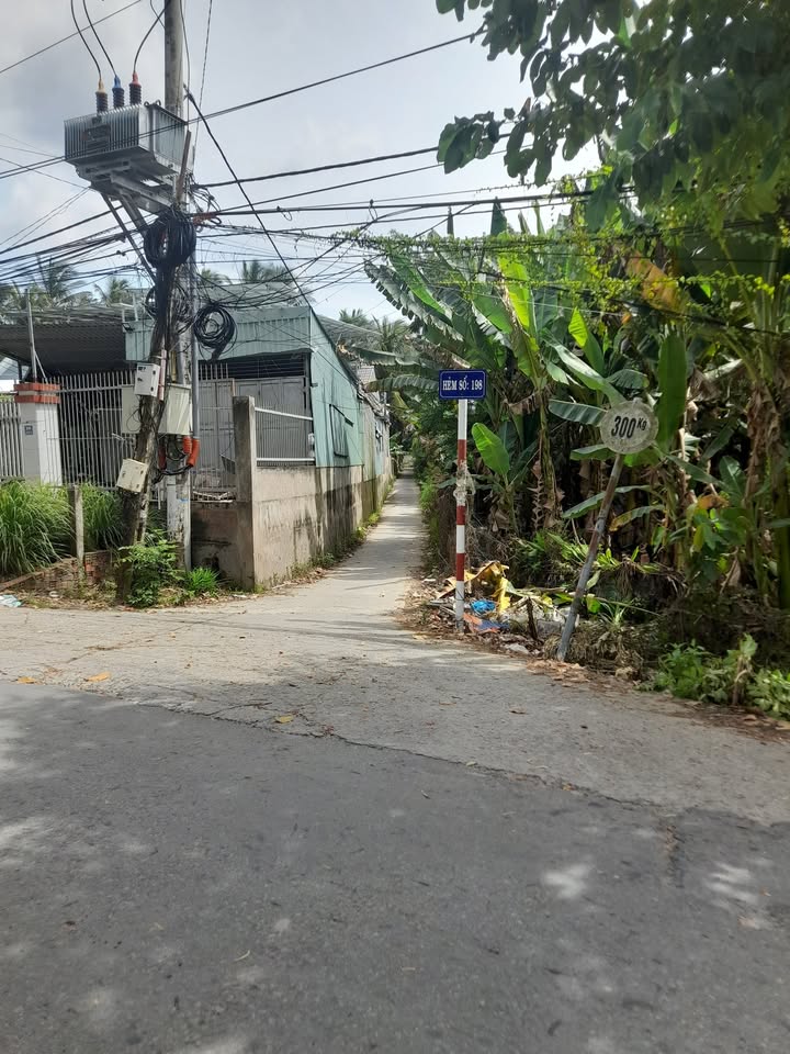 Đất hẻm 198 Long Đức, Trà Vinh 100m² giá 450 triệu - Bán gấp tặng nhà tiền chế!