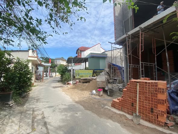 Nhà phố Thủ Dầu Một 65m² giá 3.69 tỷ - Sẵn sàng vào ở ngay!