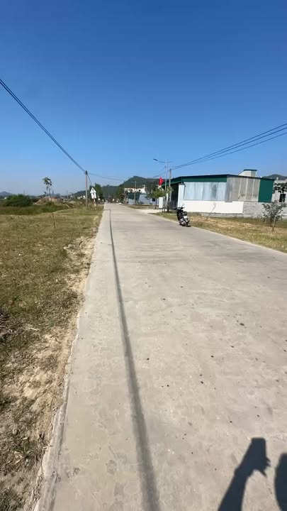 Đất nền mặt tiền đường liên xã Quỳnh Lâm 270m² giá 1.7 tỷ - Cơ hội đầu tư tuyệt vời!