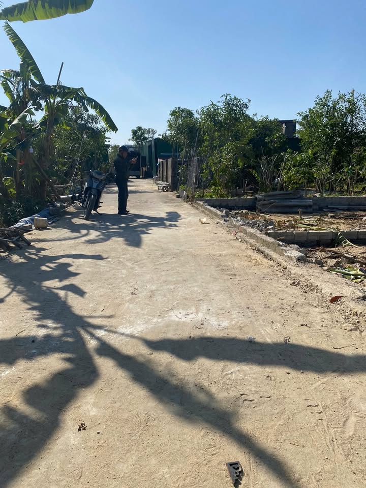 Đất nền Nghi Liên, Vinh 122m² giá 1.4 tỷ - Giao thông thuận lợi!