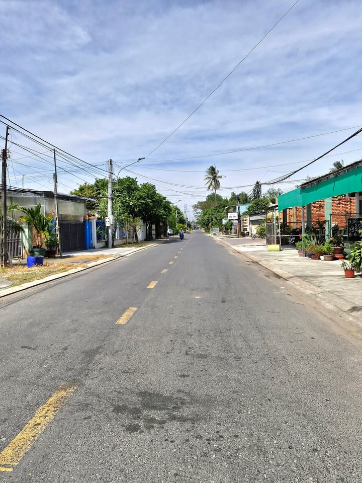 Đất thổ cư mặt tiền đường Trường Chinh, Tây Ninh 418m² - Vị trí đẹp, pháp lý rõ ràng!