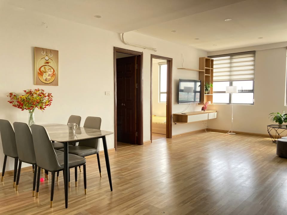 Căn hộ 3 phòng ngủ Tòa HHB Tân Tây Đô 110m² giá 10 triệu - Sẵn sàng vào ở ngay!