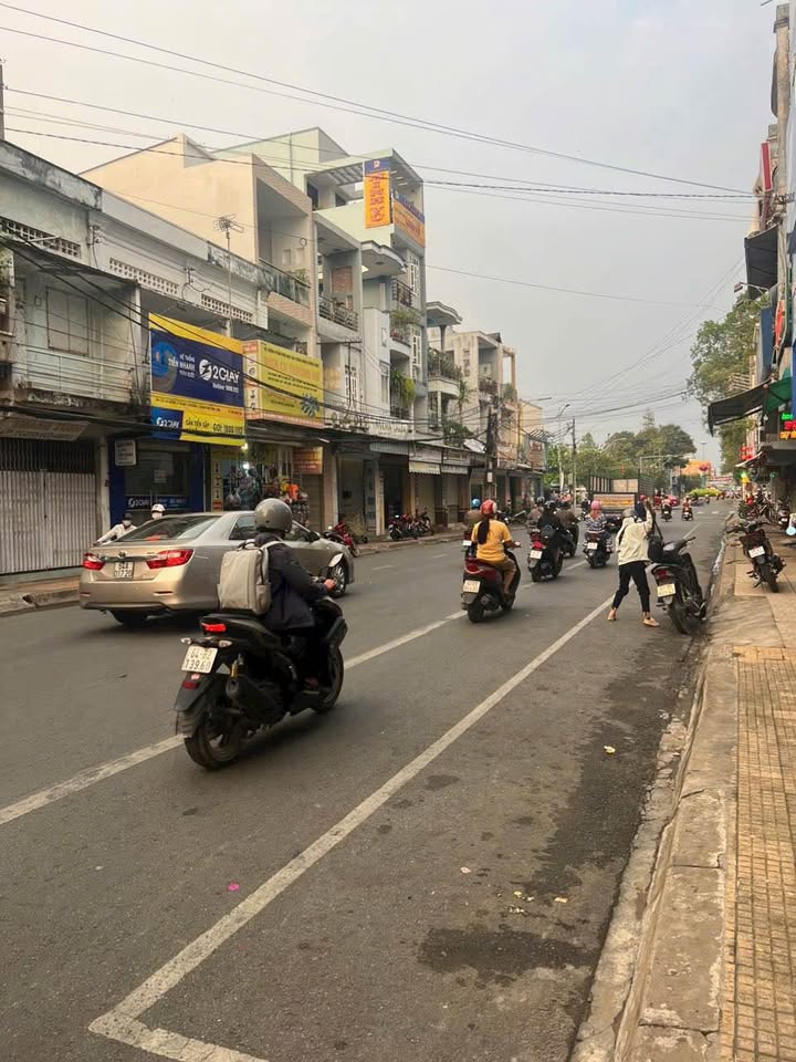 Nhà riêng Vĩnh Long 52m² giá 1.7 tỷ - Tiện ích xung quanh đầy đủ!