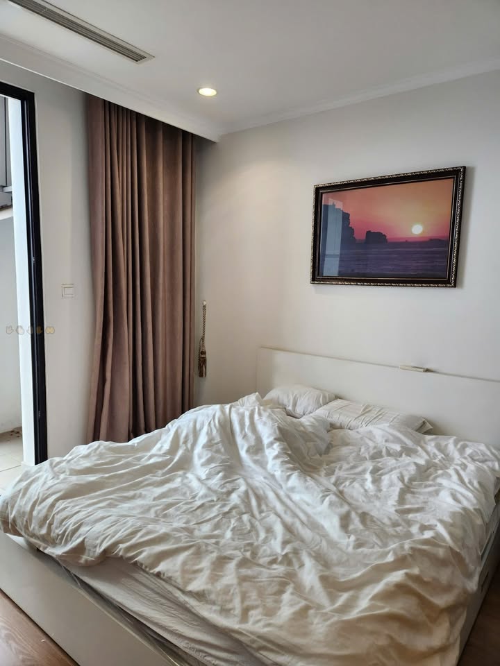 Căn hộ 3PN Royal City Thanh Xuân 105m² giá 21 triệu - Full nội thất vào ở ngay!