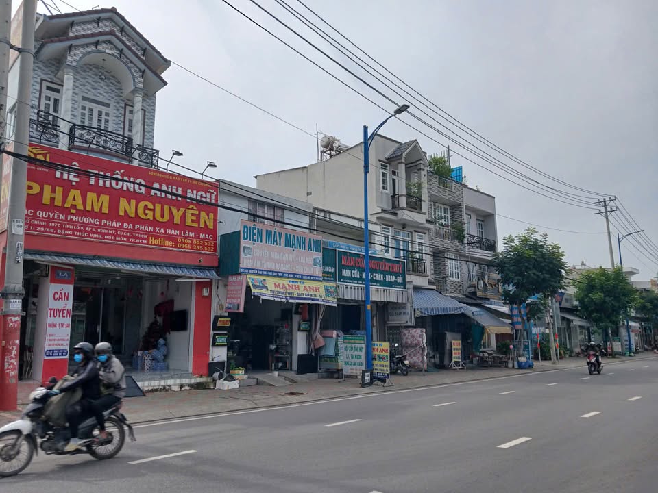Nhà mặt tiền Đặng Thúc Vịnh, Hóc Môn 87m² giá 7.4 tỷ - Vị trí kinh doanh sầm uất!
