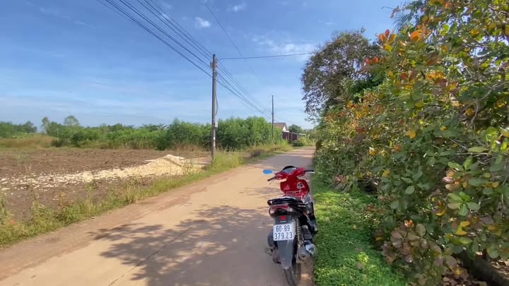 Đất Nền Xuân Bắc 150m² giá 450 triệu - Sổ đỏ chính chủ, mặt tiền đường bê tông!