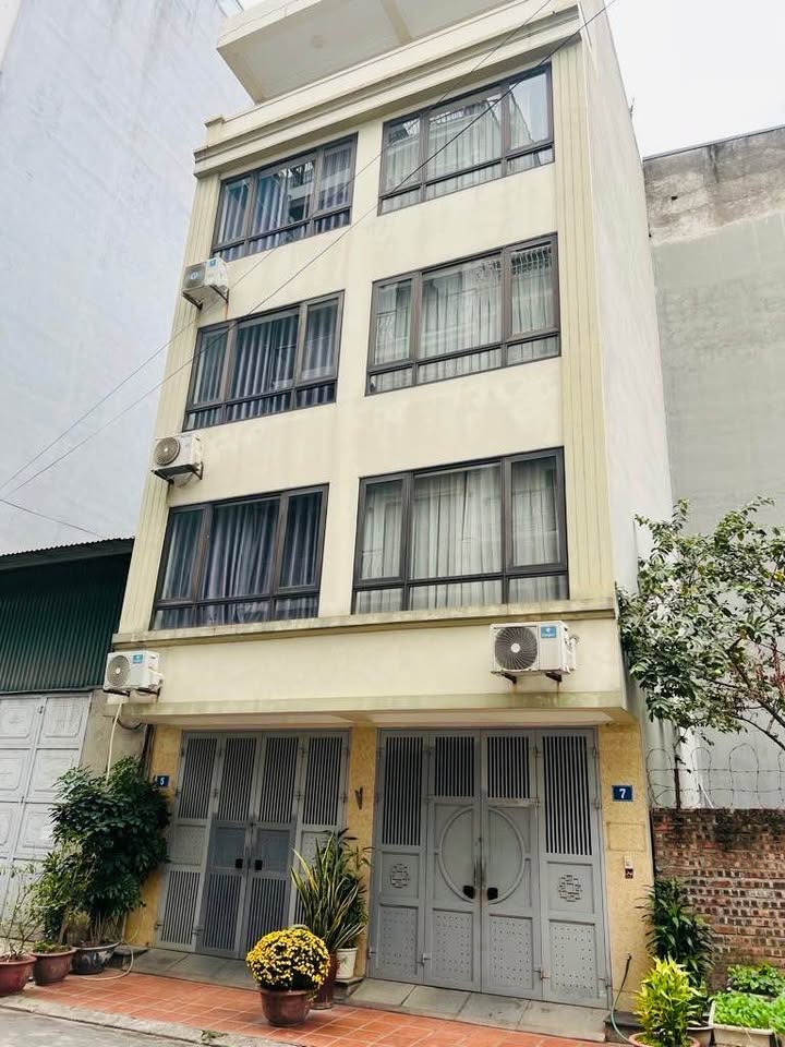 Nhà 5 tầng 90m² Gia Thượng, Long Biên - Vị trí đắc địa cho thuê thu nhập ổn định!