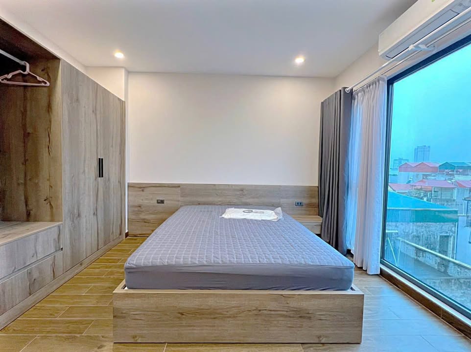 Căn hộ 2 phòng ngủ ngõ 99 Xuân La 90m² giá 12.5 triệu - Thiết kế rộng rãi, đầy đủ tiện nghi!