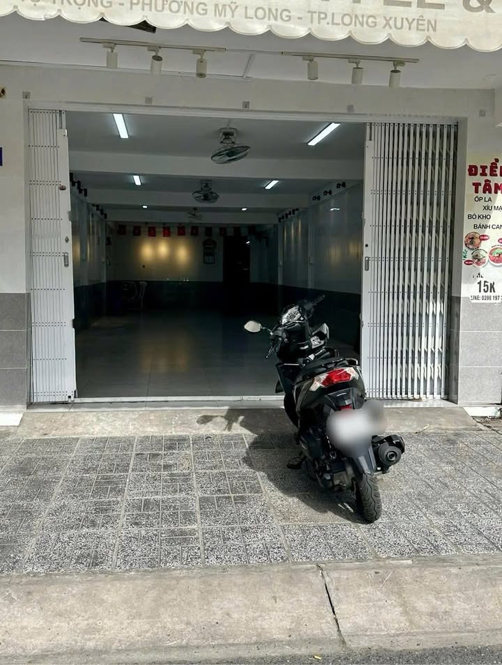 Mặt bằng cho thuê Lý Tự Trọng, Mỹ Long 112m² giá 13 triệu - Không gian rộng rãi, phù hợp văn phòng!