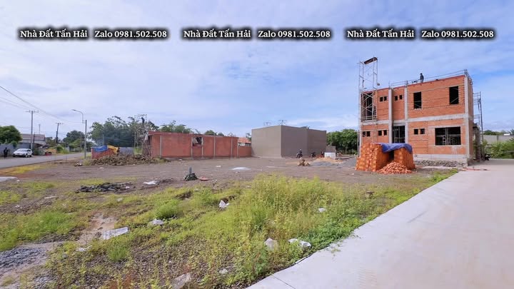 Đất nền mặt tiền đường Suối Chồn, TP. Long Khánh 150m² giá 1.9 tỷ - Phù hợp kinh doanh và định cư!