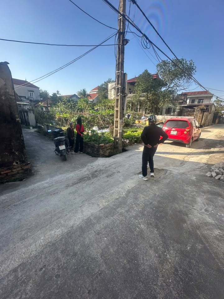 Đất nền Dân Hòa Thanh Oai 99m² giá thương lượng - Đường thông ô tô vào tận nơi!