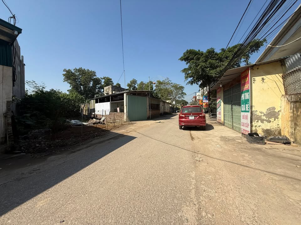 Đất nền tại ngã tư Gốt, Đông Sơn, Chương Mỹ, 202m² chỉ 6.06 tỷ - Cơ hội đầu tư tuyệt vời!