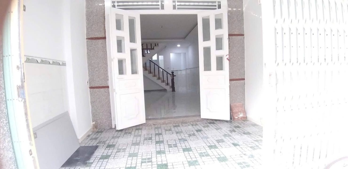 Nhà hẻm cafe phát tài quận 12, 60m² giá 3.4 tỷ - Tặng nhà đất chính chủ!