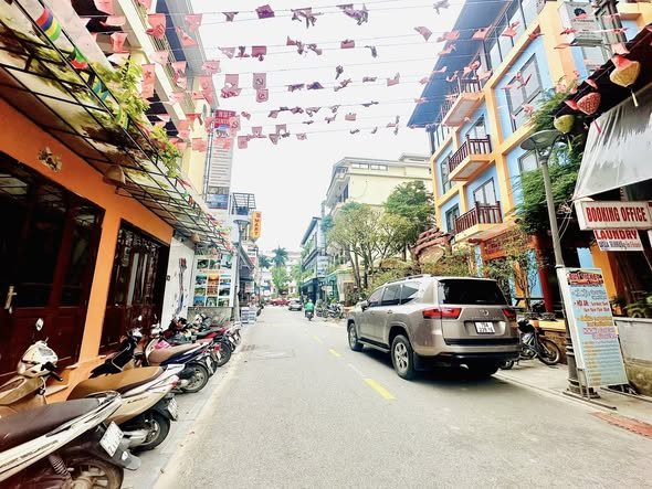 Nhà phố cho thuê tại Phạm Ngũ Lão, Huế 3 tầng giá 35 triệu - Cải tạo thoải mái!