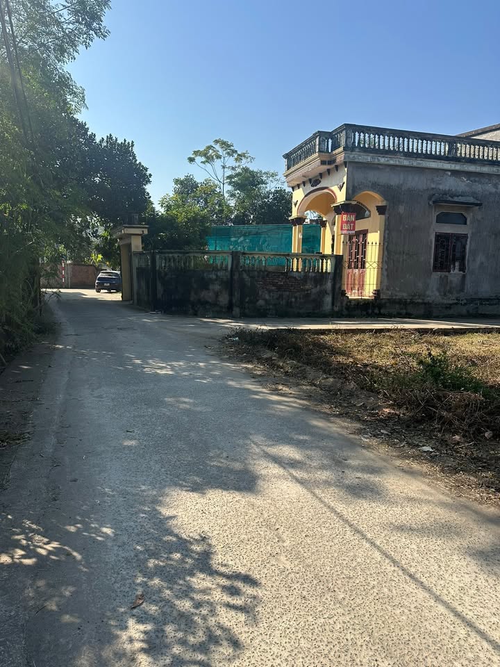 Đất nền Hạ Bằng Thạch Thất 60m² giá 2 tỷ - Đường thông tứ phía, cơ hội đầu tư tuyệt vời!