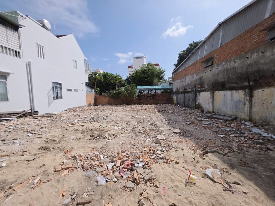 Đất nền liền kề Bắc Sơn, Vĩnh Hải, Nha Trang 79m² giá 5.2 tỷ - Đầu tư sinh lời hấp dẫn!