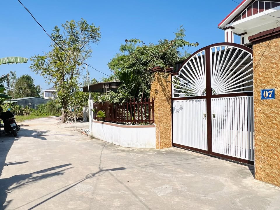 Đất Cửa Nam Vinh 100m² giá 1.7 tỷ - Nở hậu, đường 4m rộng rãi!