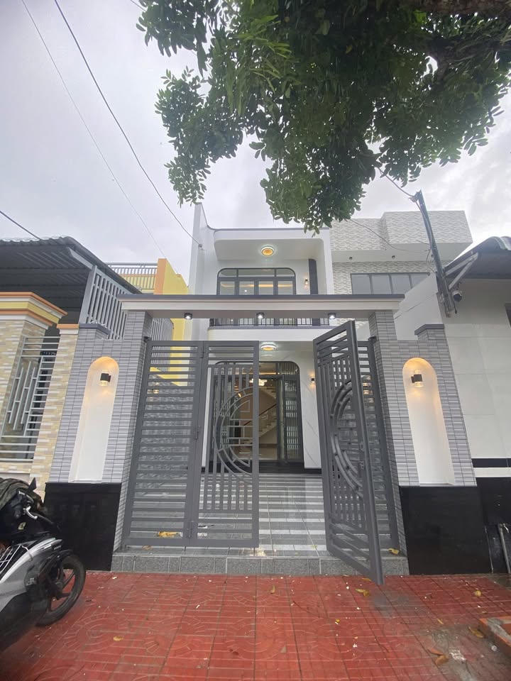 Cho thuê nhà khu dân cư Licogi, Cà Mau 120m² giá 15 triệu - Nhà mới đẹp, vào ở ngay!