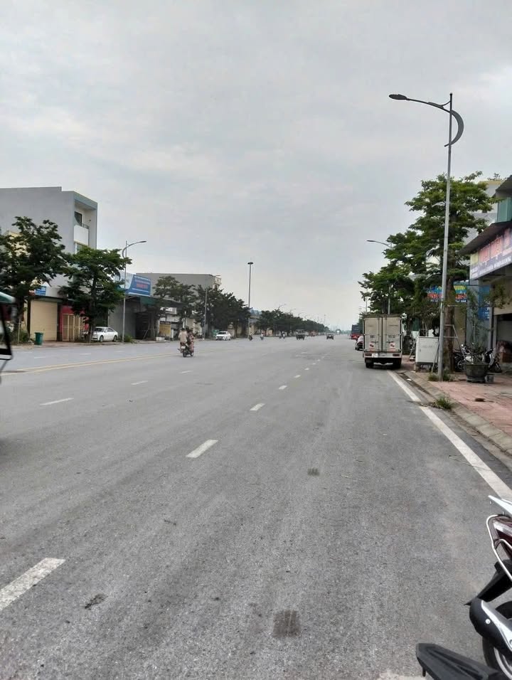 Đất nền 100m² chợ đầu mối Thổ Tang, Vĩnh Tường - Đường rộng 40m, giá thỏa thuận!