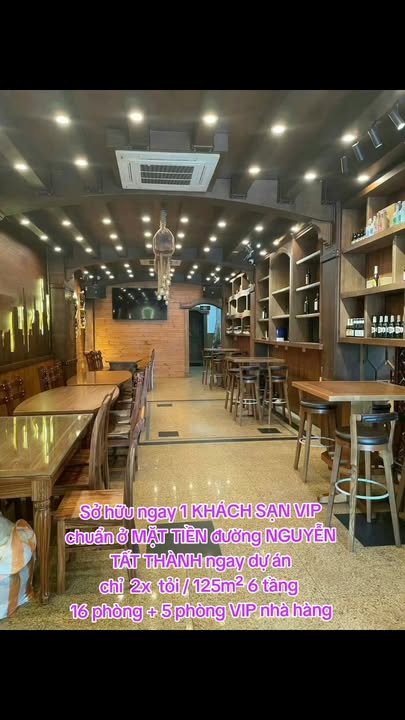 Khách sạn mặt tiền Nguyễn Tất Thành Đà Nẵng 125m² giá 20 tỷ - Dòng tiền ổn định hơn 100 triệu/tháng!