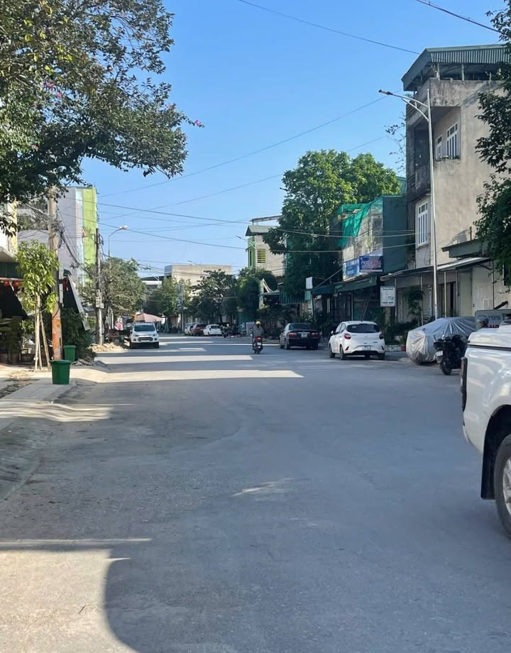 Lô đất mặt tiền Trần Bình Trọng, 110m² giá 4 tỷ - Cơ hội đầu tư hiếm có!