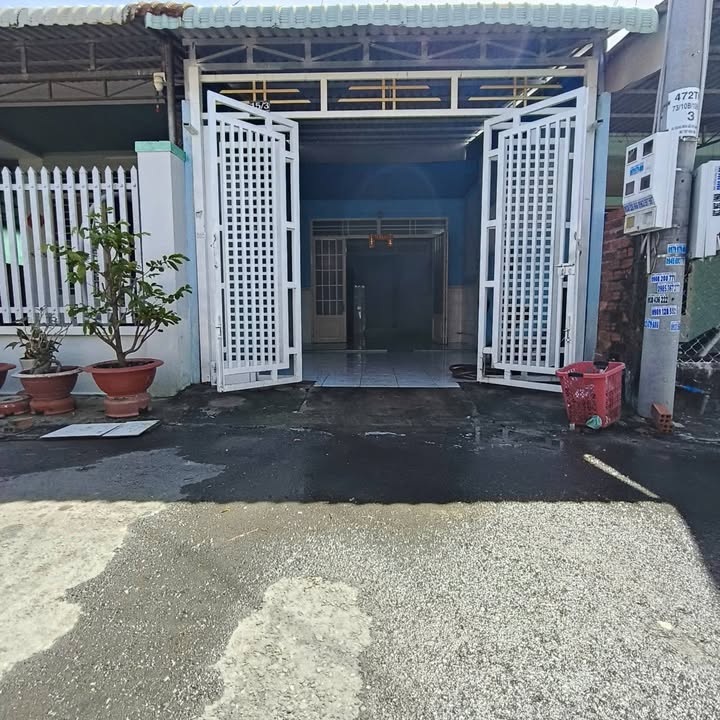 Nhà cấp 4 kiên cố tại phường Tân Ninh, Tây Ninh - Giá chỉ 820 triệu, sẵn sàng về ở!