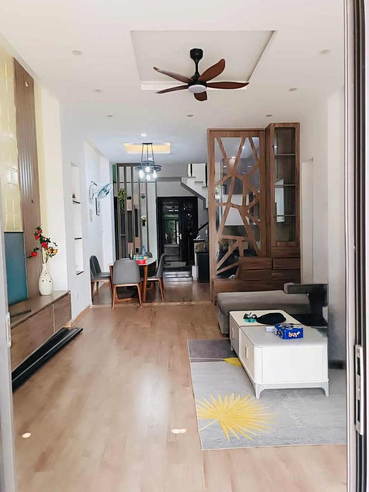 Nhà 3 Tầng Mặt Tiền Đường Bình Hoà, Khuê Trung, Cẩm Lệ - Diện tích 90m² chỉ 20 triệu/tháng