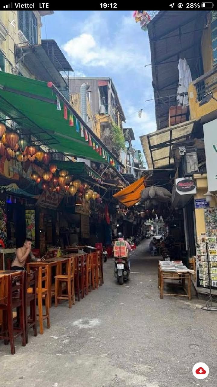 Nhà tập thể Đào Duy Từ, Hoàn Kiếm 26m² giá 5.4 tỷ - Cơ hội đầu tư tuyệt vời!