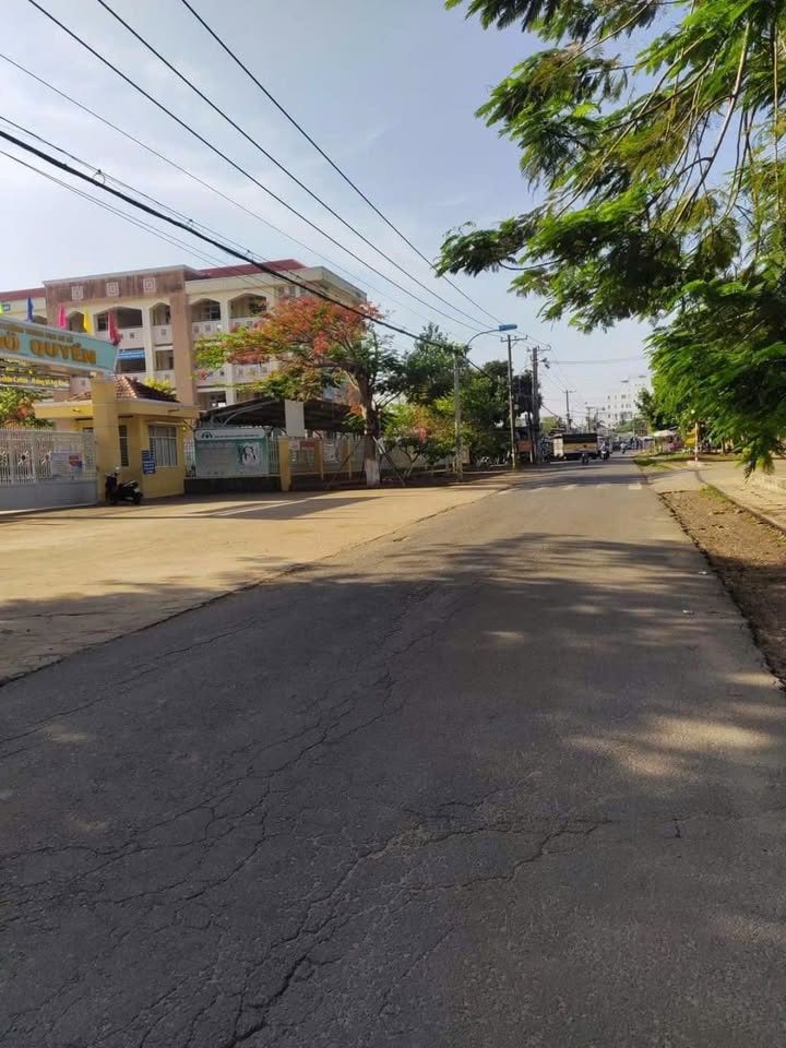 Nhà phố Bảo Vinh, Long Khánh 147m² giá 1.65 tỷ - Cơ hội đầu tư hấp dẫn!