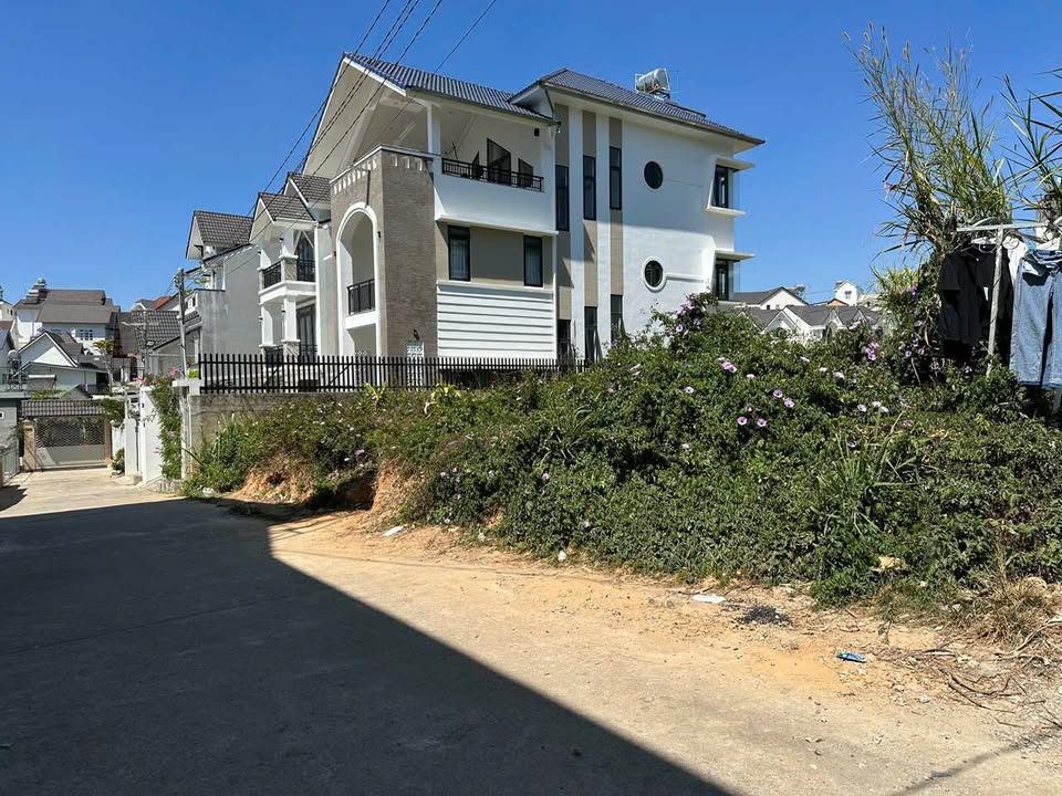 Bán đất đẹp Nguyễn Đình Chiểu, Đà Lạt 268.7m² - Hướng Tây Nam, giá 12 tỷ!