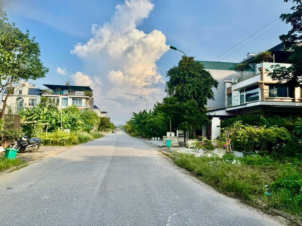 Đất thổ cư Tuyên Quang 110m² giá 3.5 tỷ - Vị trí thuận tiện, đầy đủ tiện ích