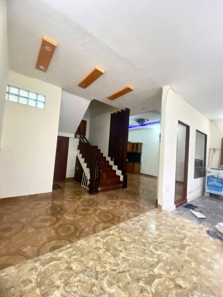 Nhà 4 Tầng Cho Thuê KĐT Phước Long B - 50m² chỉ 10 triệu/tháng