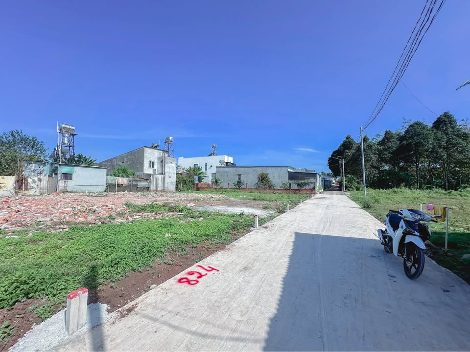 Đất nền Bàu Trâm - Long Khánh 125m² giá 1.05 tỷ - Sổ đỏ chính chủ, thương lượng!