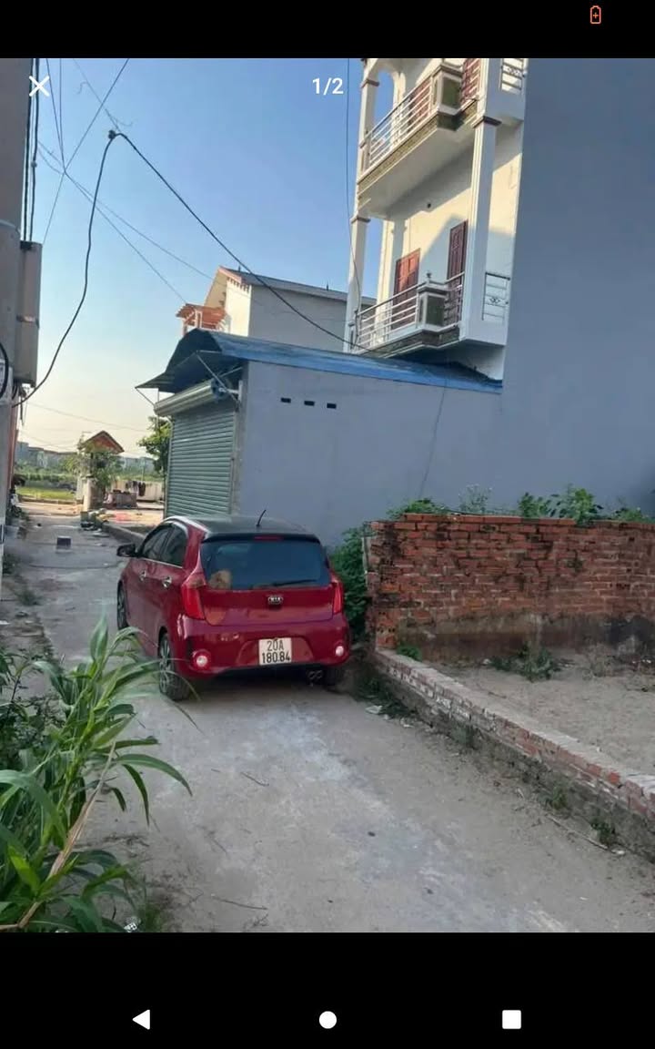 Nhà 3 tầng 97m² phường Quang Minh giá 3.9 tỷ - Sẵn sàng vào ở ngay!