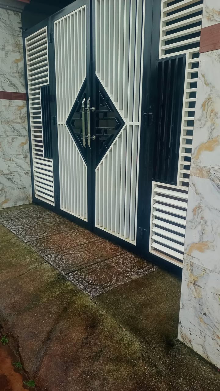 Đất thổ cư Đắk Wer 1000m² giá 1.4 tỷ - Khu dân cư đông đúc, mặt đường bê tông!