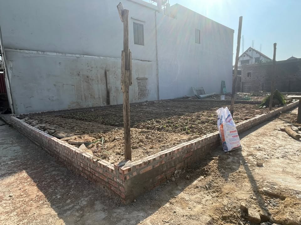 Đất Yên Ninh, Hiền Ninh 80m² giá 1 tỷ - Mặt tiền rộng, xây nhà đẹp!