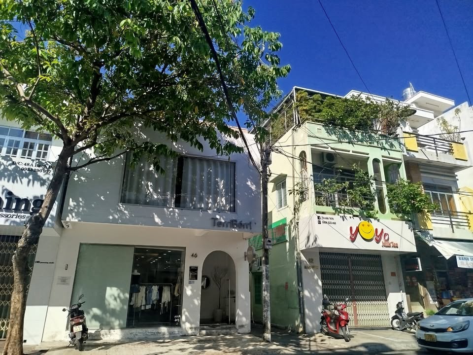 Nhà 2 tầng mặt tiền đường Bạch Đằng, Nha Trang 124m² giá 26,5 tỷ - Vị trí đắc địa cho kinh doanh!