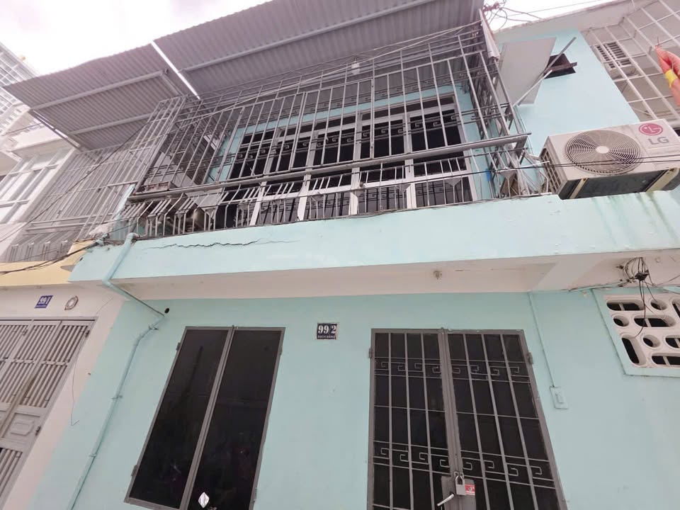 Nhà 1 tầng đường Bạch Đằng, Nha Trang, 13,4m² giá 2,15 tỷ - Vị trí thuận lợi, giá mềm!