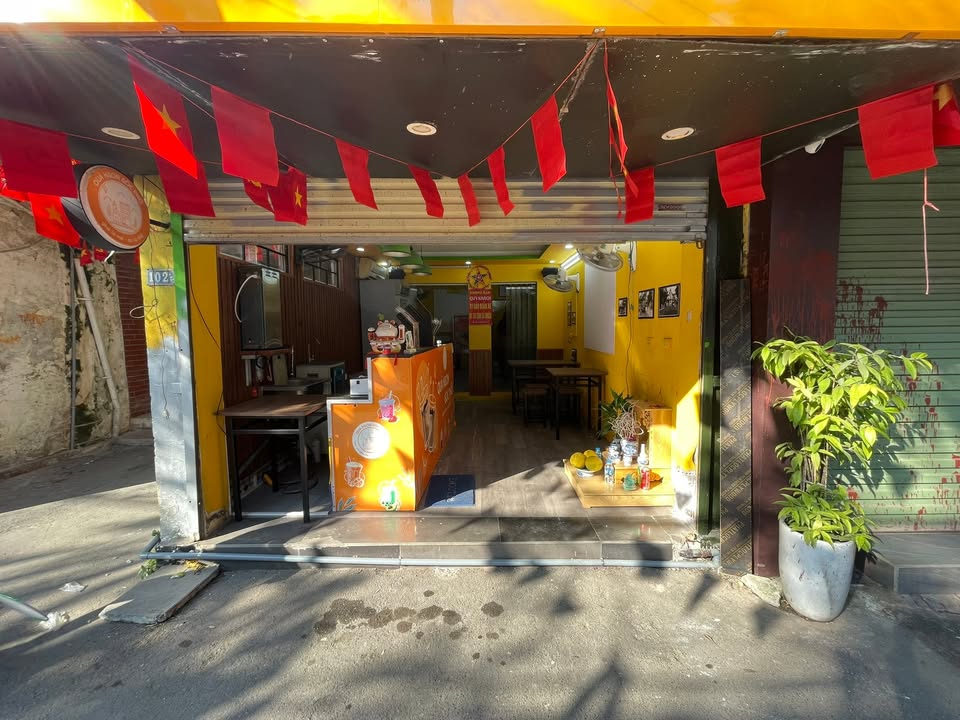 Cho thuê mặt bằng tầng 1 Nghĩa Tân 50m² - Phù hợp mở salon tóc, spa