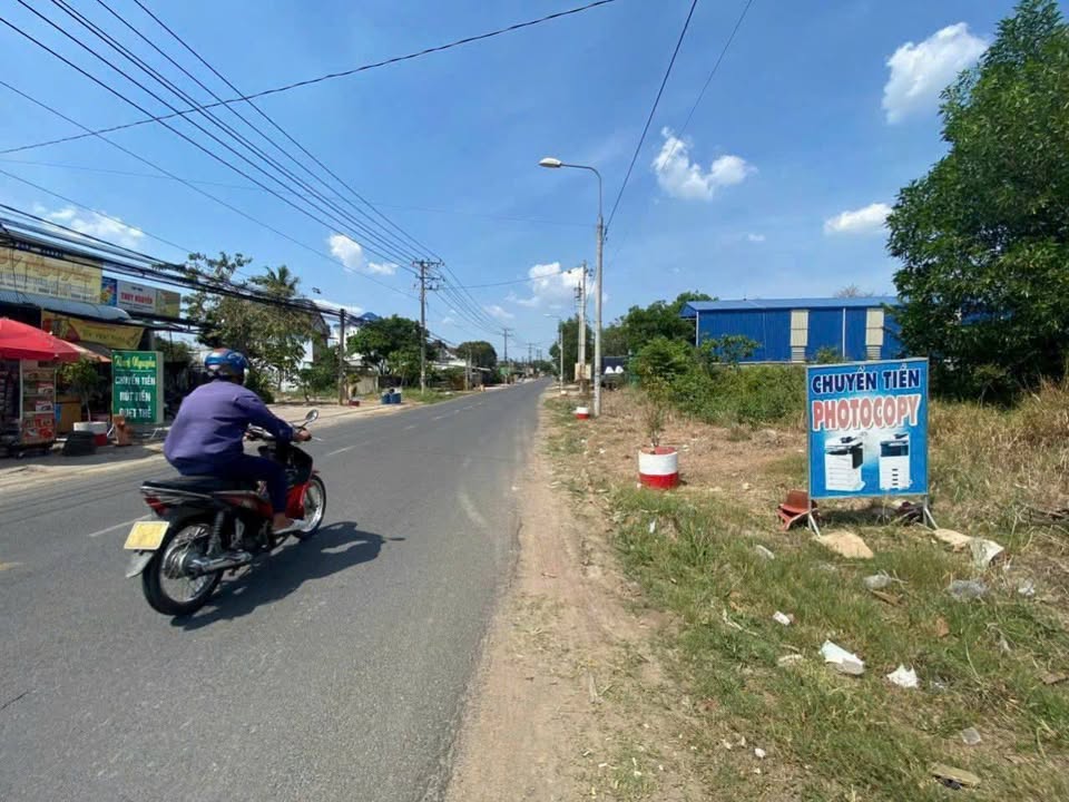 Đất nền Trảng Bom Đồng Nai 120m² giá 3 tỷ - Khu vực kinh doanh sầm uất!