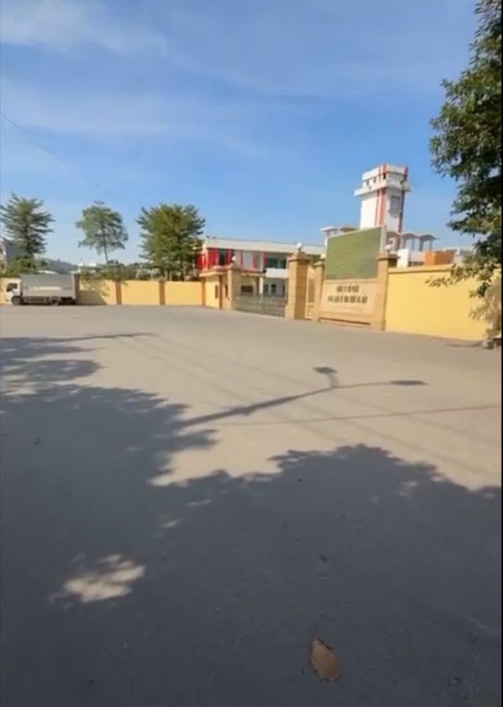 Nhà 2,5 tầng chính chủ Trần Nguyên Hãn, Bắc Ninh 61m² - Ô tô đỗ cửa!