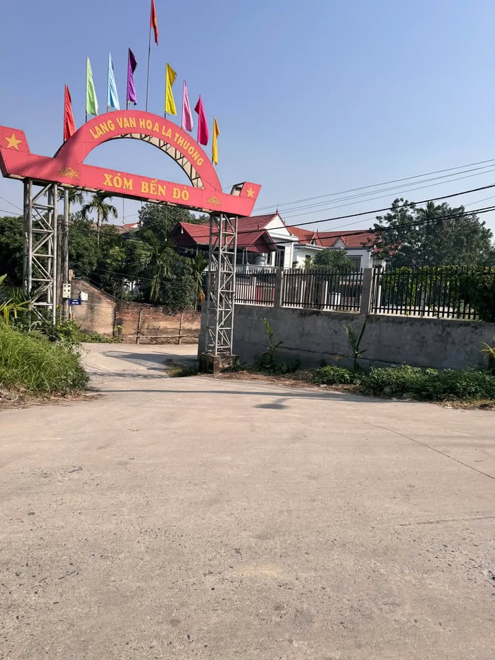 Đất nền Xóm Bến Đò, Hồng Vân, Thường Tín - 100m² giá chỉ 4 triệu/m² - Tiềm năng đầu tư lớn!