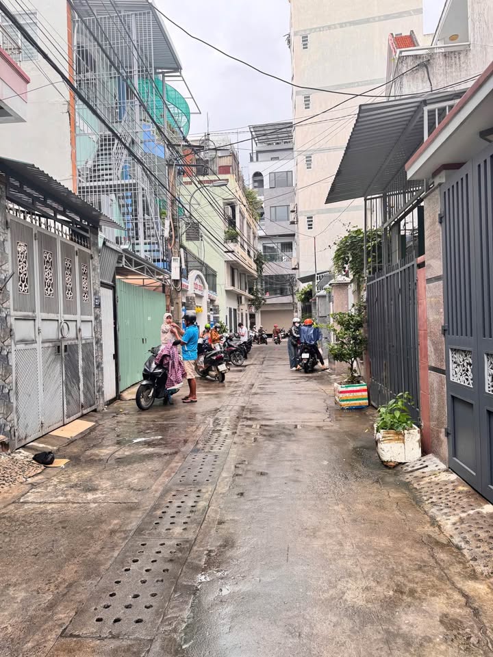 Đất nền Bạch Đằng Nha Trang 74.8m² giá 7.8 tỷ - Đầu tư sinh lời ngay hôm nay!