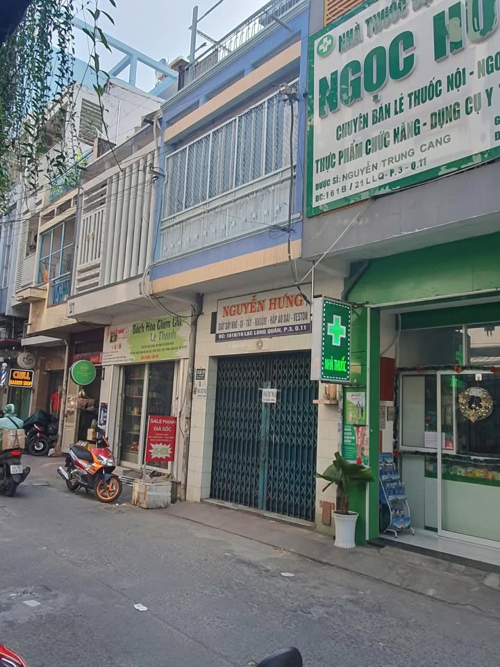 Nhà mặt tiền Lạc Long Quân, quận 11, 44.1m² giá 7.86 tỷ - Thương lượng ngay!